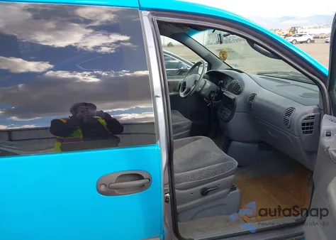 1997 Plymouth Grand Voyager Se z USA, uszkodzony, nr VIN 1P4GP44R8VB467121